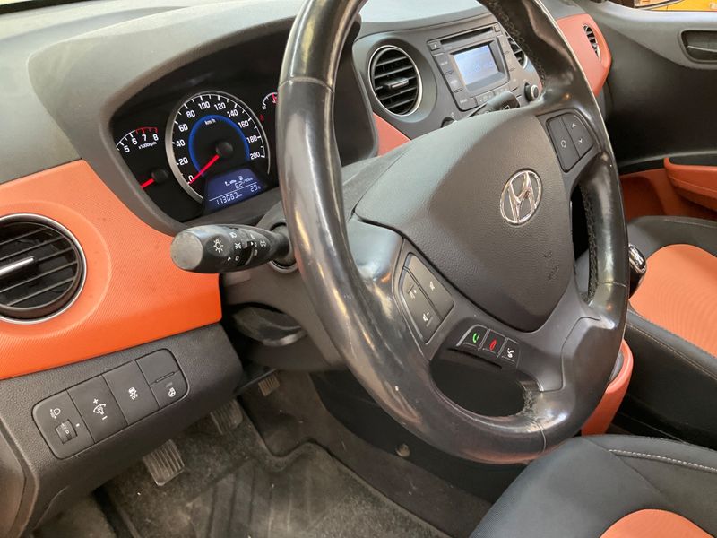 Hyundai i10 1.0 Intro Edition 2014 – снимка 26
