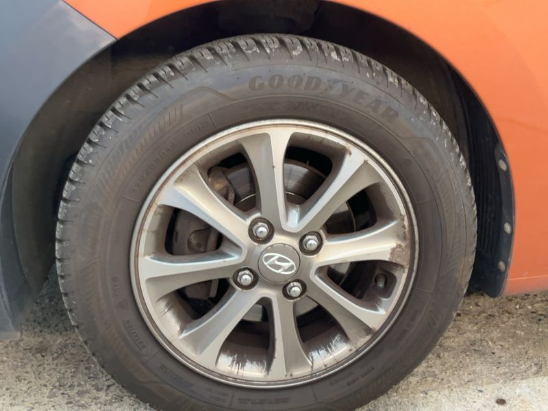 Hyundai i10 1.0 Intro Edition 2014 – снимка 3