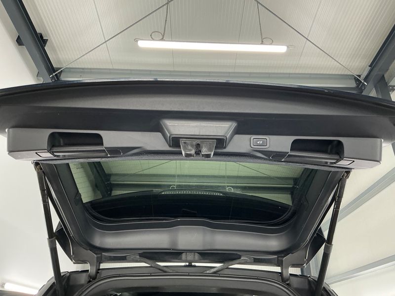 Land Rover Range Rover Sport 4.4 SDI HSE Dynamic 2016 – снимка 30