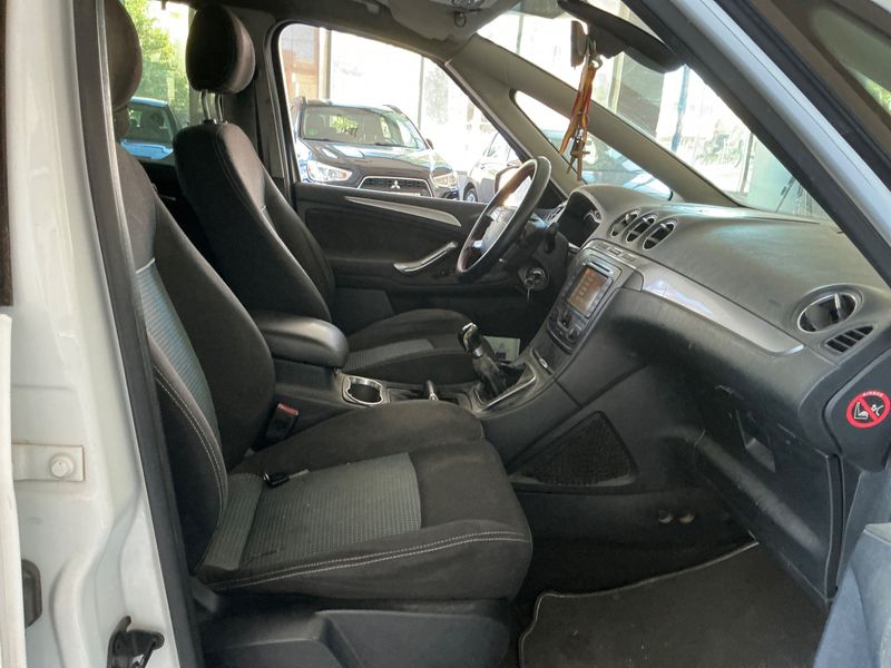 Ford S-Max 2.0 TDCi Trend 2012 – снимка 3