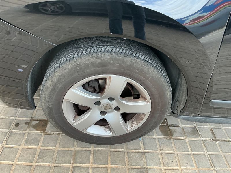 Peugeot 3008 1.6 Blue-HDi Allure 2013 – снимка 3
