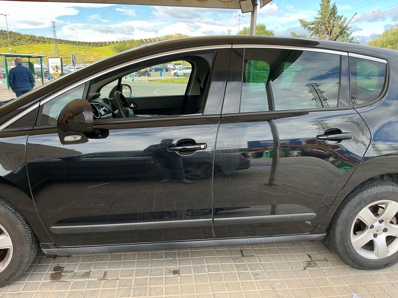 Peugeot 3008 1.6 Blue-HDi Allure 2013 – снимка 4
