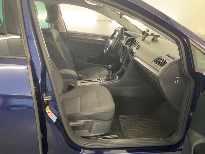 Volkswagen Golf VII 1.5 TSI ACT Comfortline BlueMotion Tech 2018 – снимка 17