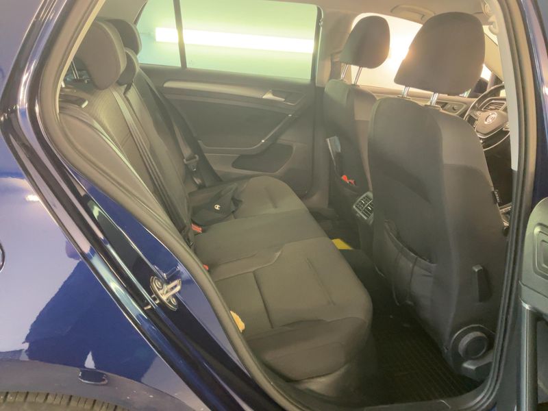 Volkswagen Golf VII 1.5 TSI ACT Comfortline BlueMotion Tech 2018 – снимка 20