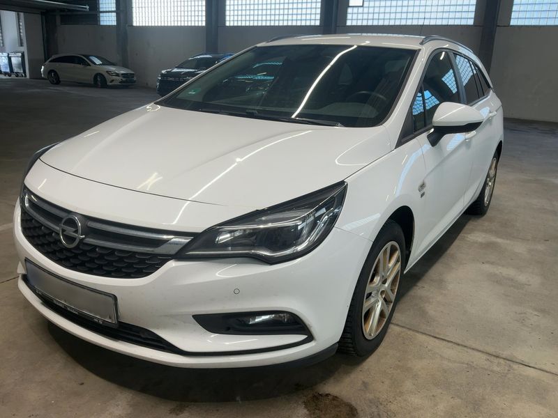 Opel Astra 1.6 CDTI 120 Jahre Start/Stop 2019 – снимка 1