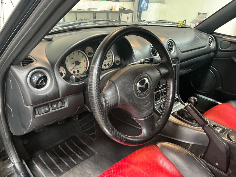 Mazda MX-5 1.6 Unplugged 2004 – снимка 25