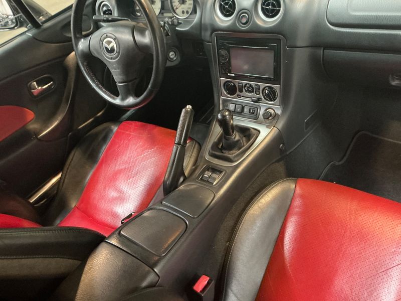 Mazda MX-5 1.6 Unplugged 2004 – снимка 17