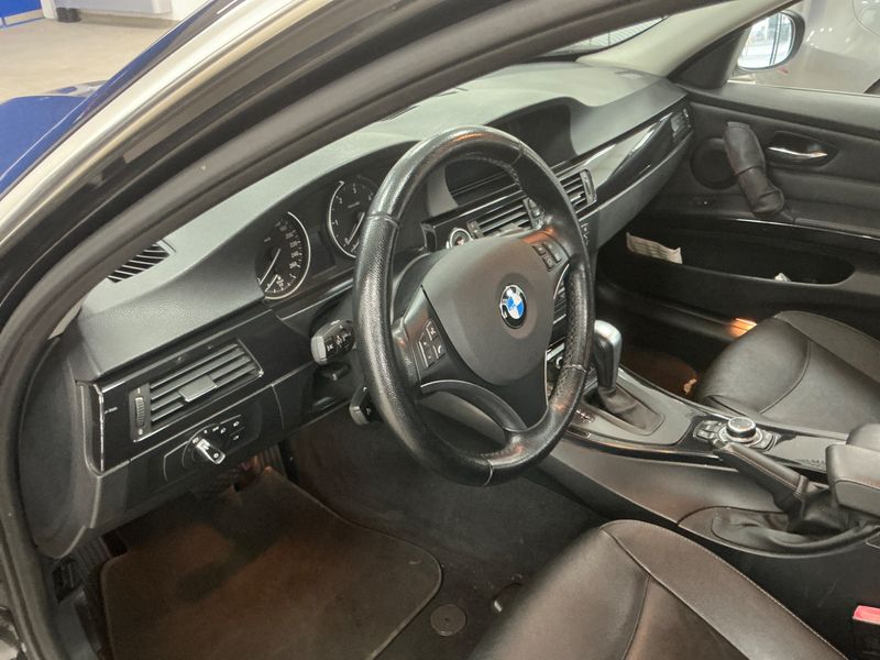 BMW 3er 325d 2010 – снимка 6