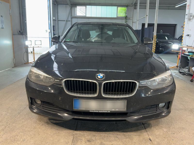 BMW 3er 318d 2014 – снимка 14