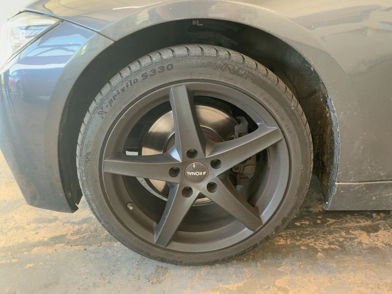 BMW 3er 330d xDrive M Sport 2017 – снимка 17