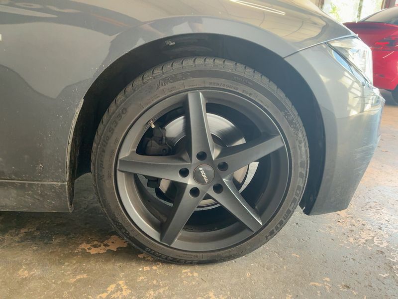 BMW 3er 330d xDrive M Sport 2017 – снимка 20