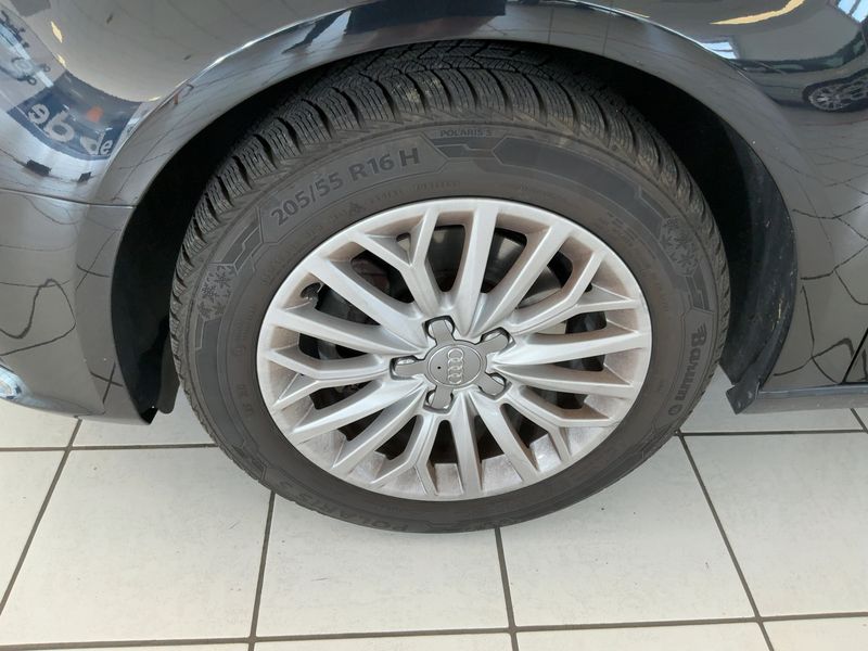 Audi A3 Sportback 1.4 TFSI Ambiente 2013 – снимка 3