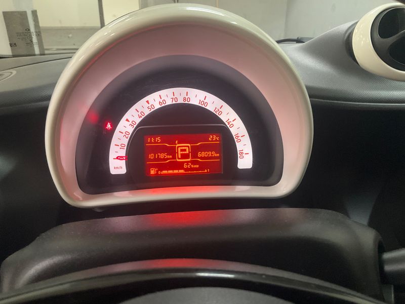 Smart fortwo 1.0 youngster 2017 – снимка 18