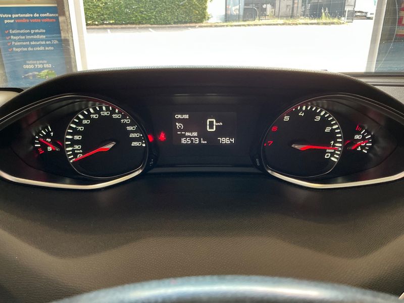 Peugeot 308 1.2 e-THP Allure 2014 – снимка 4