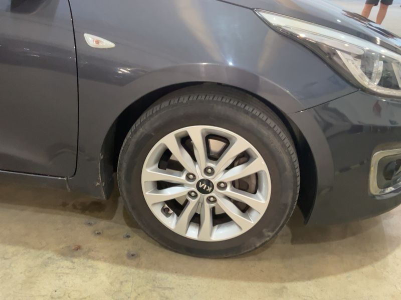 Kia cee'd 1.6 GDI SW Cool 2017 – снимка 11