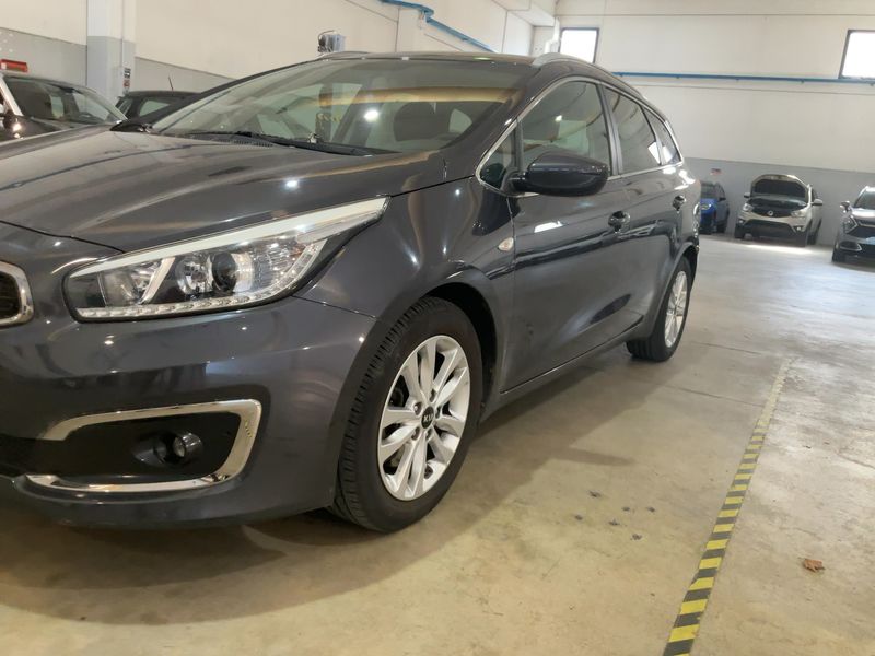 Kia cee'd 1.6 GDI SW Cool 2017 – снимка 2
