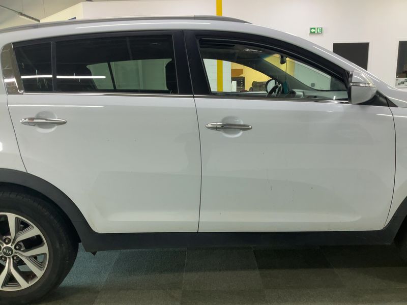 Kia Sportage 1.7 CRDi Active 2WD 2014 – снимка 10