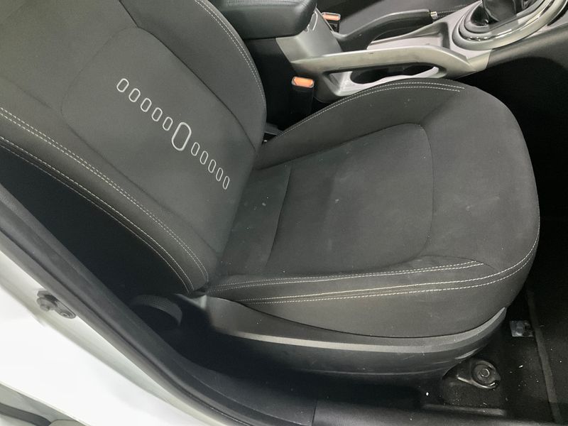 Kia Sportage 1.7 CRDi Active 2WD 2014 – снимка 30