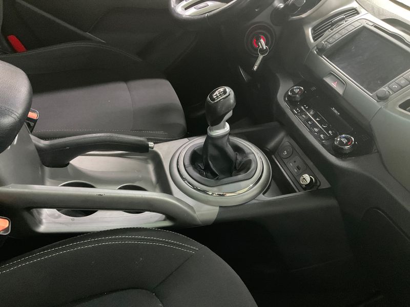 Kia Sportage 1.7 CRDi Active 2WD 2014 – снимка 31