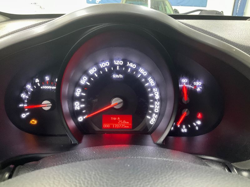 Kia Sportage 1.7 CRDi Active 2WD 2014 – снимка 18