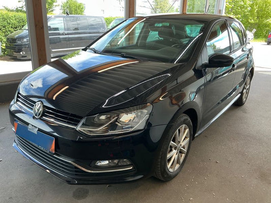 Volkswagen Polo 1.0 Lounge BlueMotion Tech 2015 – снимка 1