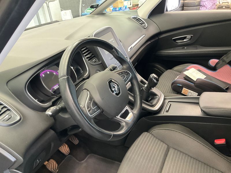 Renault Scenic 1.2 TCe Energy Experience 2016 – снимка 44