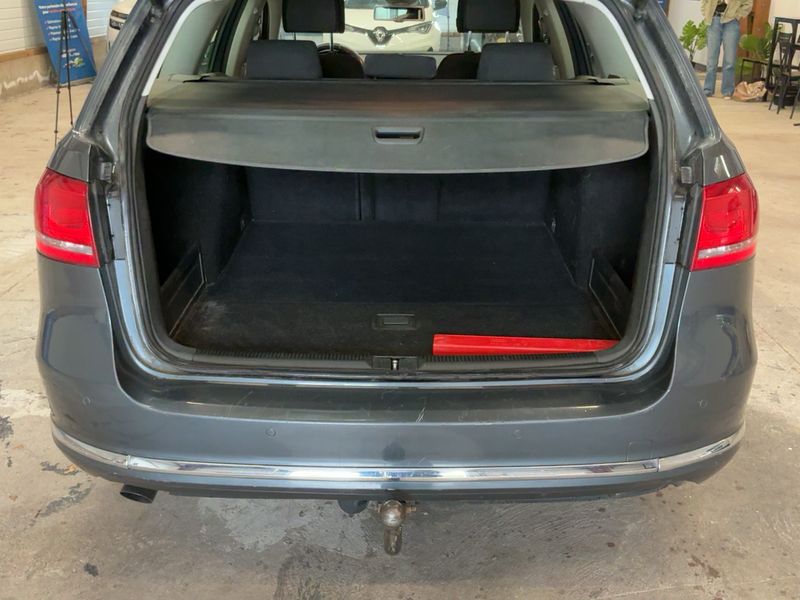Volkswagen Passat 1.6 TDI Comfortline BlueMotion Tech 2012 – снимка 15