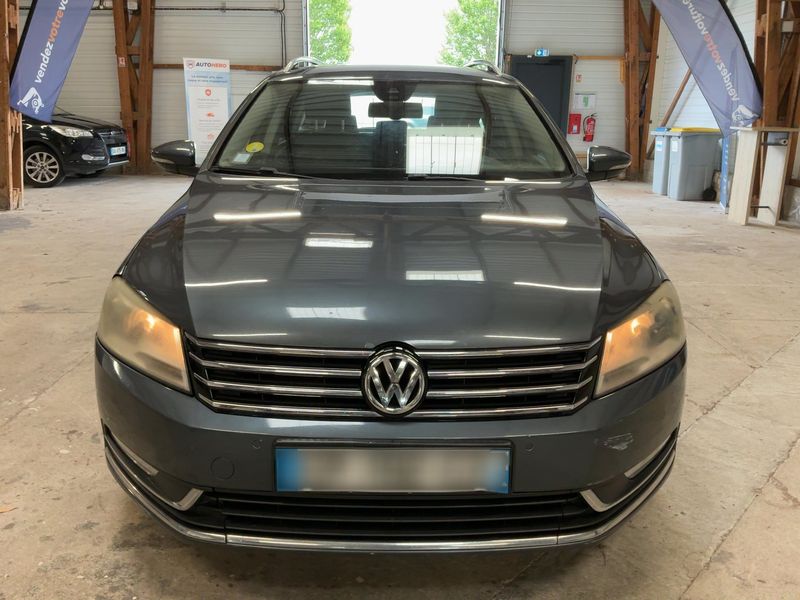 Volkswagen Passat 1.6 TDI Comfortline BlueMotion Tech 2012 – снимка 14