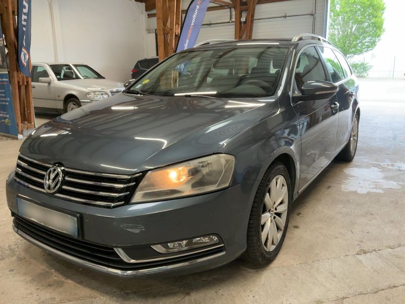 Volkswagen Passat 1.6 TDI Comfortline BlueMotion Tech 2012 – снимка 1