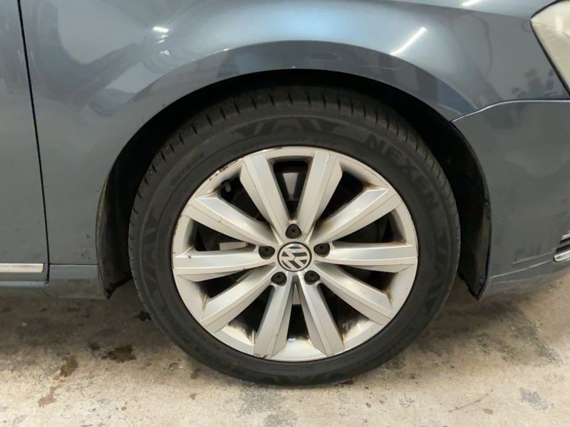 Volkswagen Passat 1.6 TDI Comfortline BlueMotion Tech 2012 – снимка 11