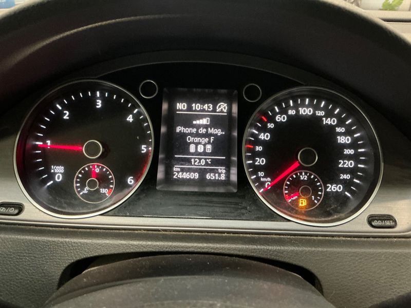 Volkswagen Passat 1.6 TDI Comfortline BlueMotion Tech 2012 – снимка 18