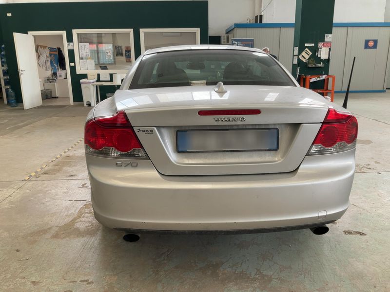 Volvo C70 2.5 T5 Summum 2006 – снимка 7