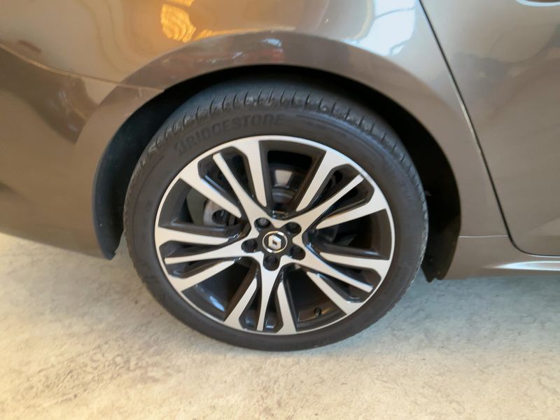 Renault Talisman 1.6 dCi Energy Initiale Paris 2016 – снимка 9