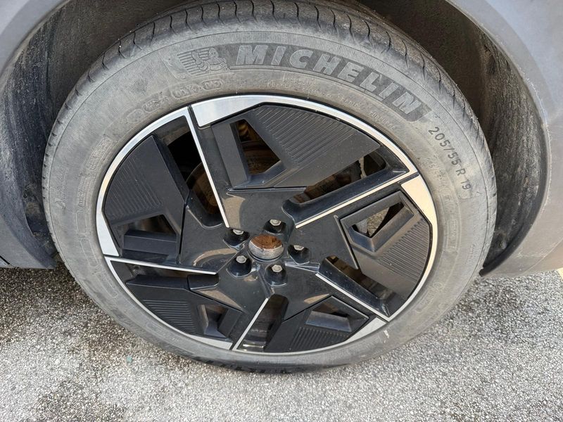 Peugeot 408 1.6 Hybrid GT 2024 – снимка 18