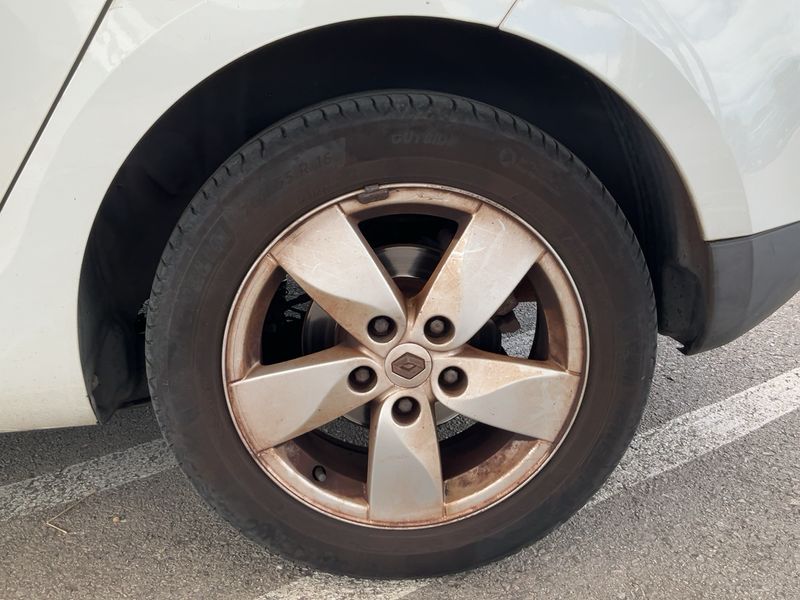 Renault Megane 1.4 TCe Dynamique 2009 – снимка 5
