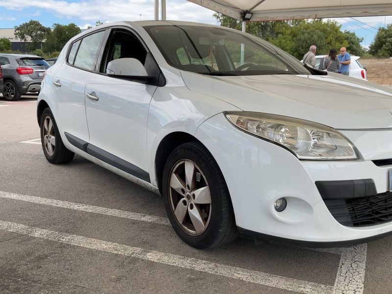 Renault Megane 1.4 TCe Dynamique 2009 – снимка 12