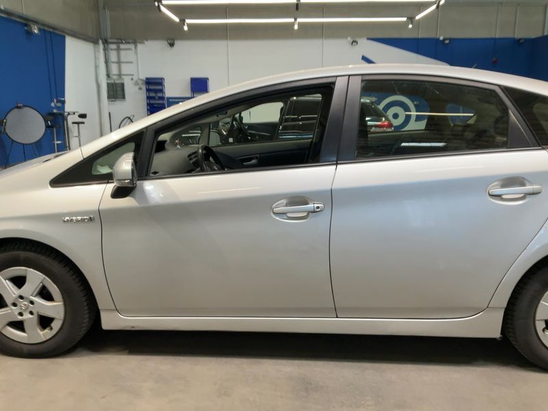 Toyota Prius 1.8 2012 – снимка 4