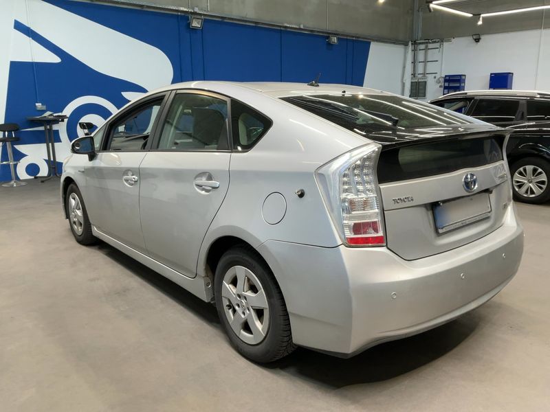Toyota Prius 1.8 2012 – снимка 6