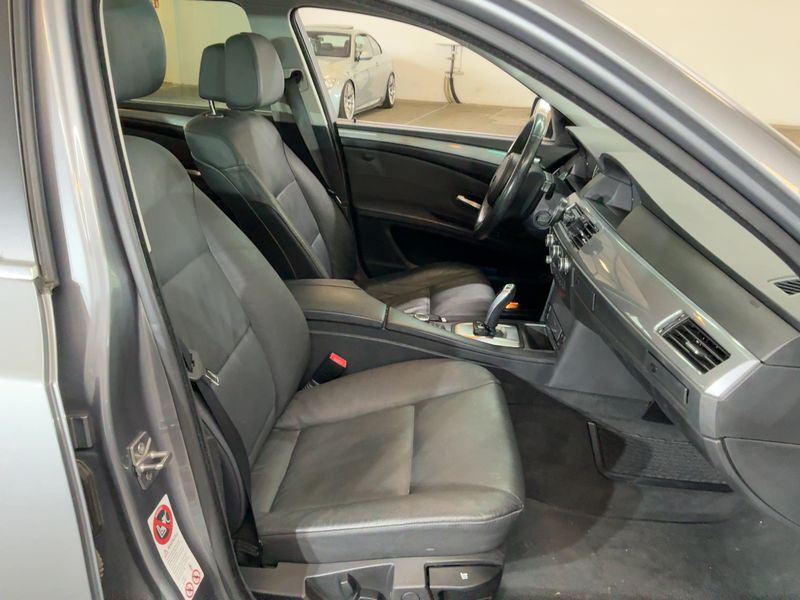 BMW 5er 520d 2009 – снимка 16