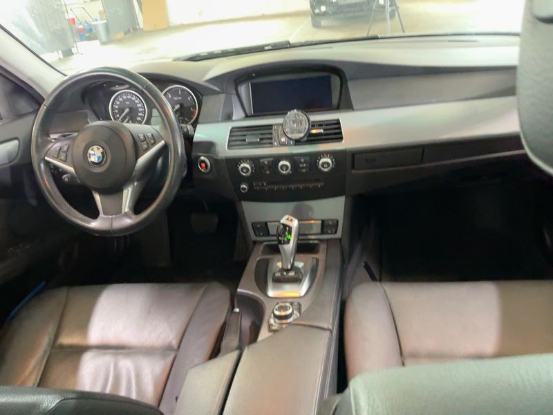 BMW 5er 520d 2009 – снимка 17