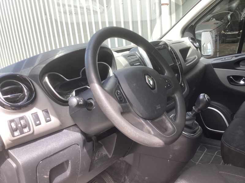 Renault Trafic 1.6 dCi L2H1 2,9t Komfort 2018 – снимка 37