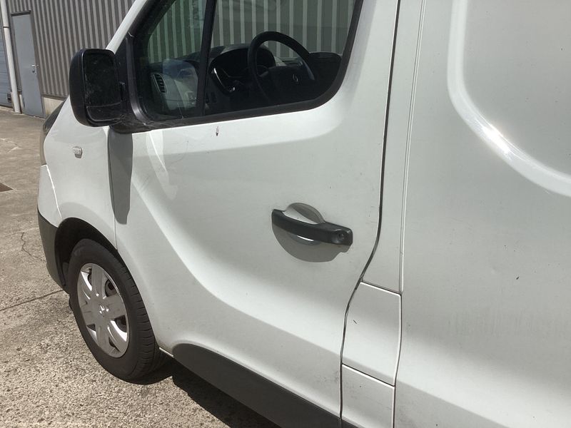 Renault Trafic 1.6 dCi L2H1 2,9t Komfort 2018 – снимка 28