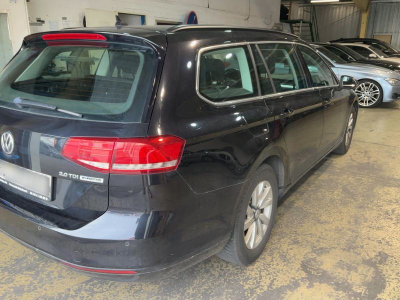 Volkswagen Passat 2.0 TDI Comfortline BlueMotion Tech 2015 – снимка 8