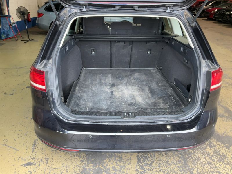 Volkswagen Passat 2.0 TDI Comfortline BlueMotion Tech 2015 – снимка 15