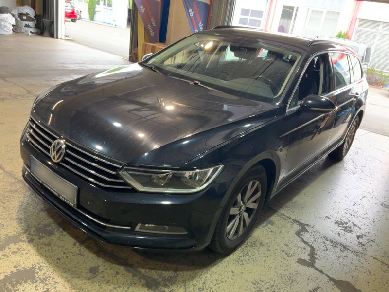 Volkswagen Passat 2.0 TDI Comfortline BlueMotion Tech 2015 – снимка 1