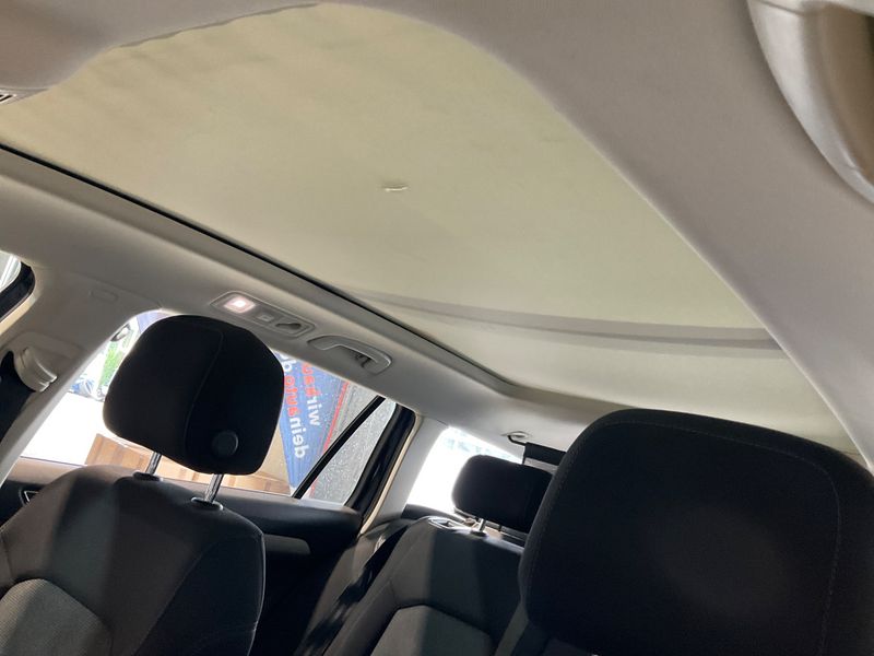 Volkswagen Passat 2.0 TDI Comfortline BlueMotion Tech 2015 – снимка 31