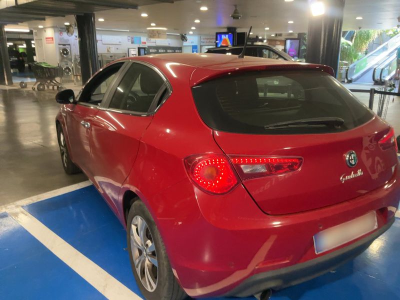 Alfa Romeo Giulietta 1.4 Turbo Distinctive 2012 – снимка 6