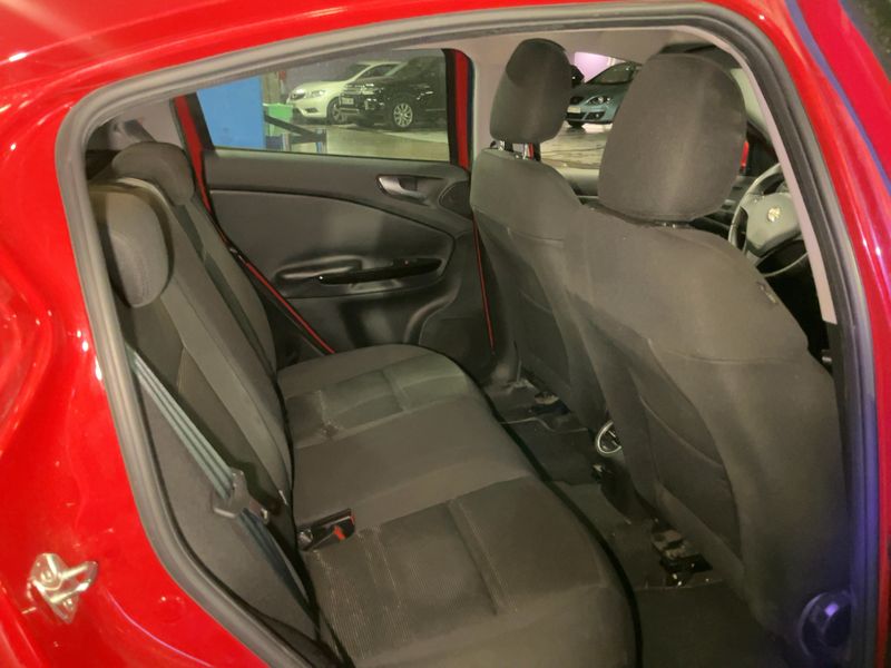 Alfa Romeo Giulietta 1.4 Turbo Distinctive 2012 – снимка 19