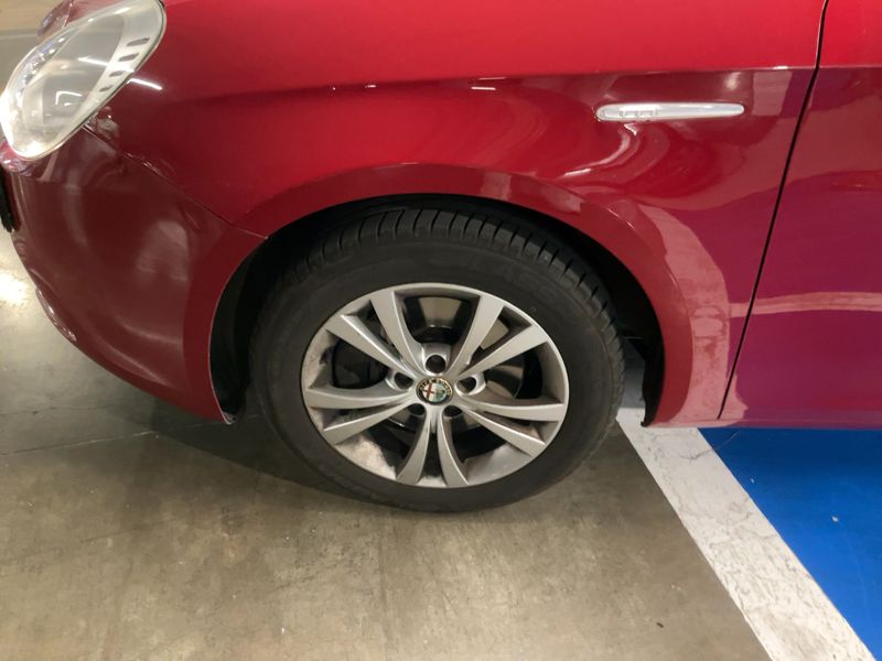Alfa Romeo Giulietta 1.4 Turbo Distinctive 2012 – снимка 3