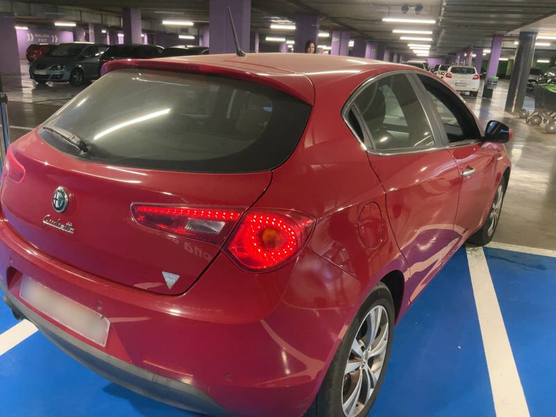 Alfa Romeo Giulietta 1.4 Turbo Distinctive 2012 – снимка 8